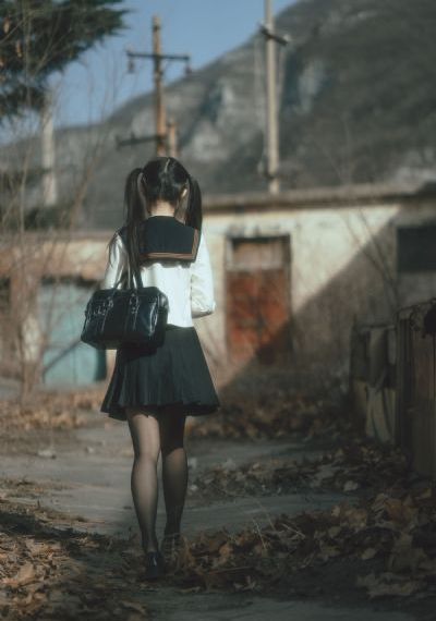 扒开腿挺进嫩苞处破苞疼合集_剧情片动漫在线观看