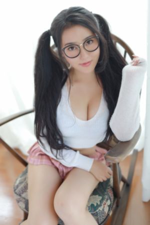 蜜桃AV精品一区二区三区色_1080免费在线播放