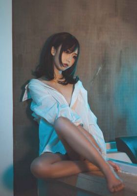 在线色站淫乱_BD英语免费观看